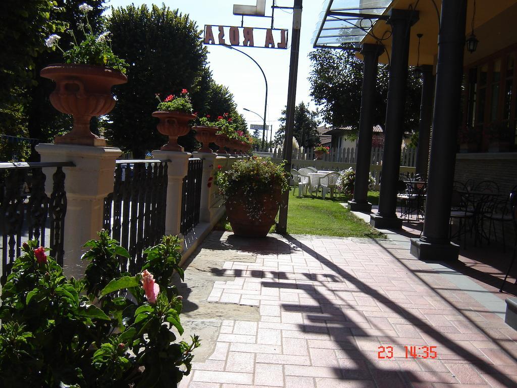 Hotel La Rosa Ronta Exterior foto